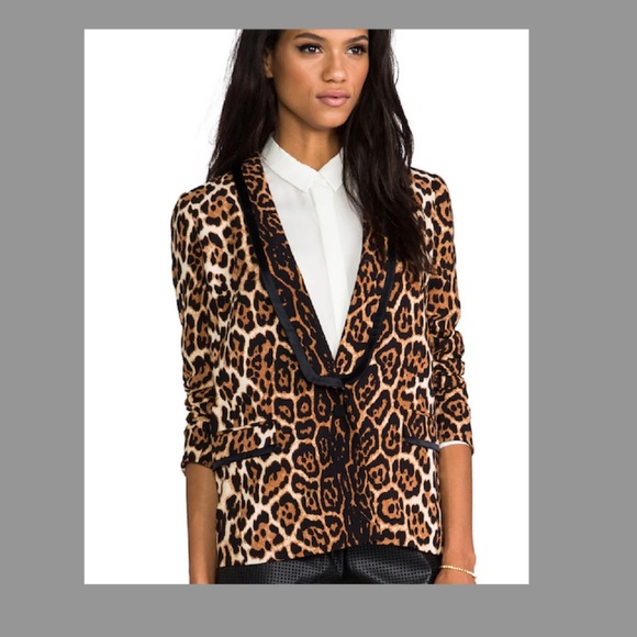 Juicy Couture Flowing Leopard Blazer - Picture 2 of 15